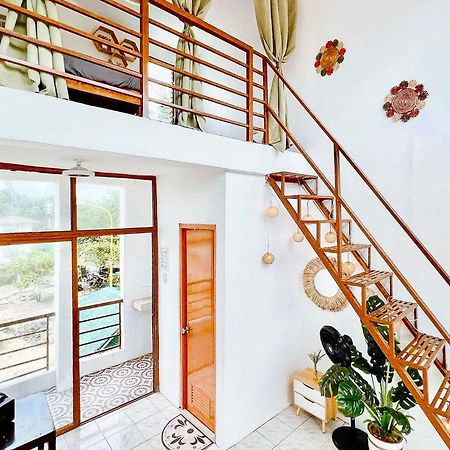 The Lavana Villa Del Matabungkay By Reddoorz Lian Kültér fotó