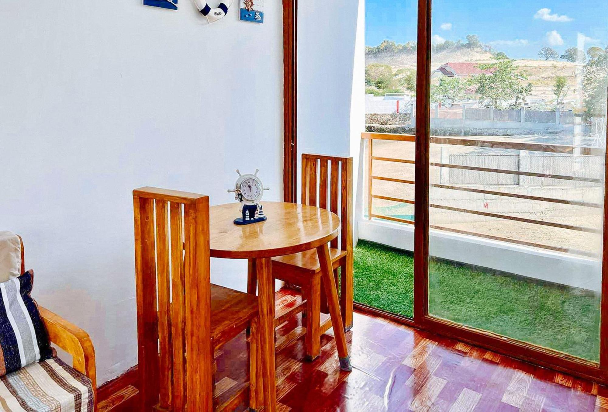 The Lavana Villa Del Matabungkay By Reddoorz Lian Kültér fotó